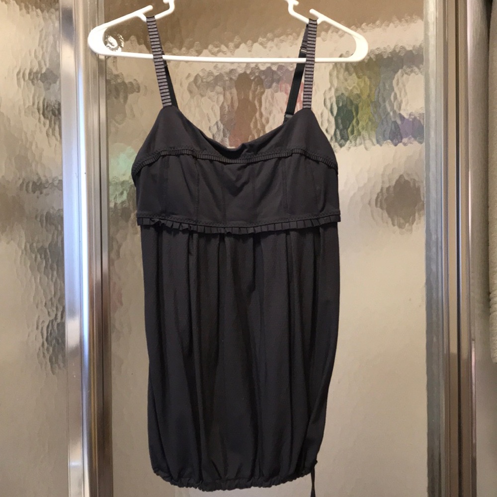 Lululemon tank